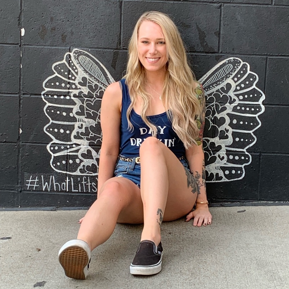 Meet your Posher, Aurelia